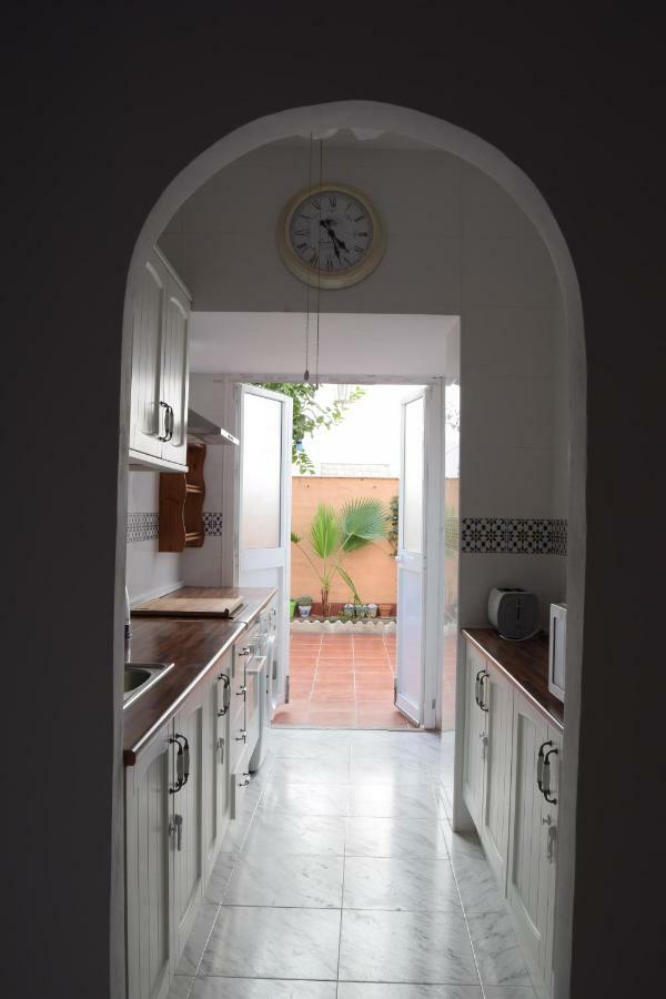 Enjoy Sevilla Familia Экстерьер фото